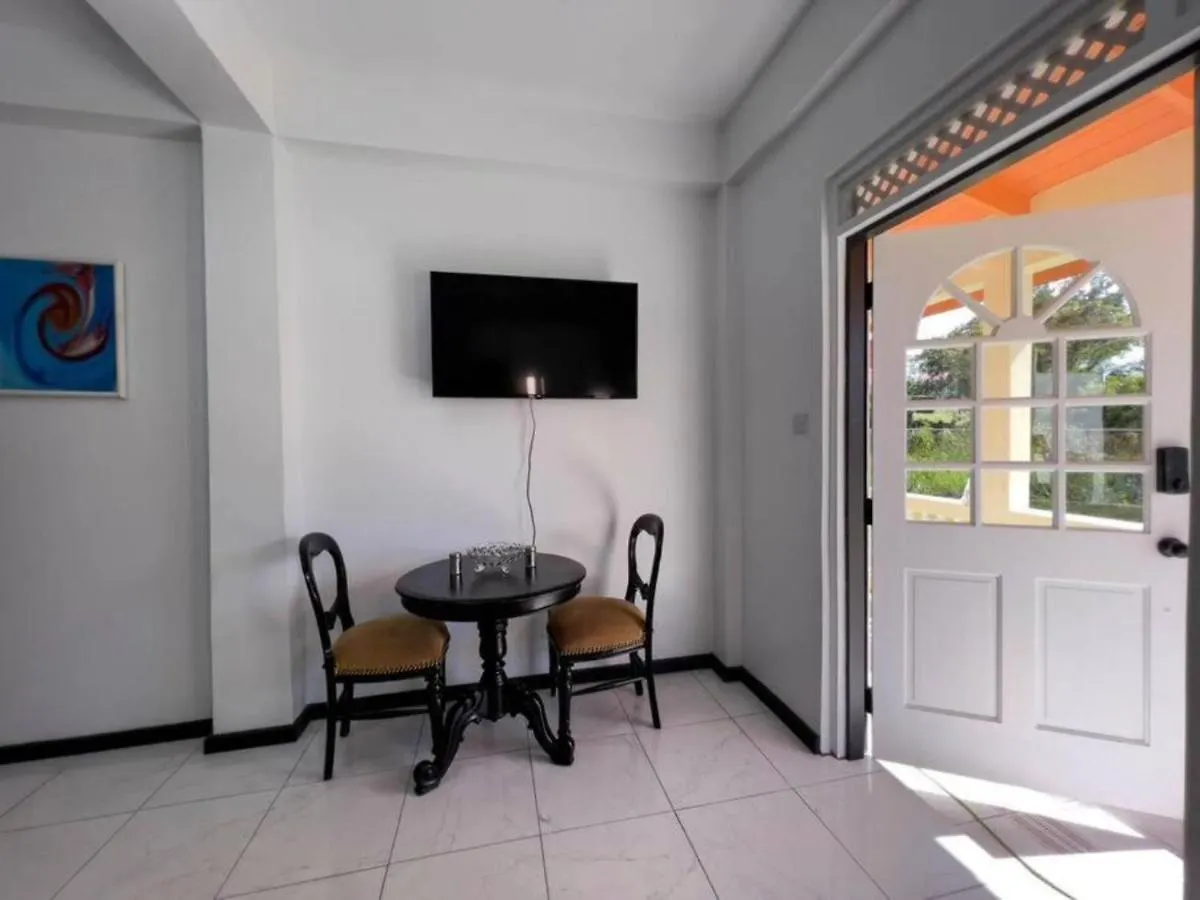 Chalet Belizomi Tropical Villas No #2 Rodney Bay 0*,  Saint Lucia